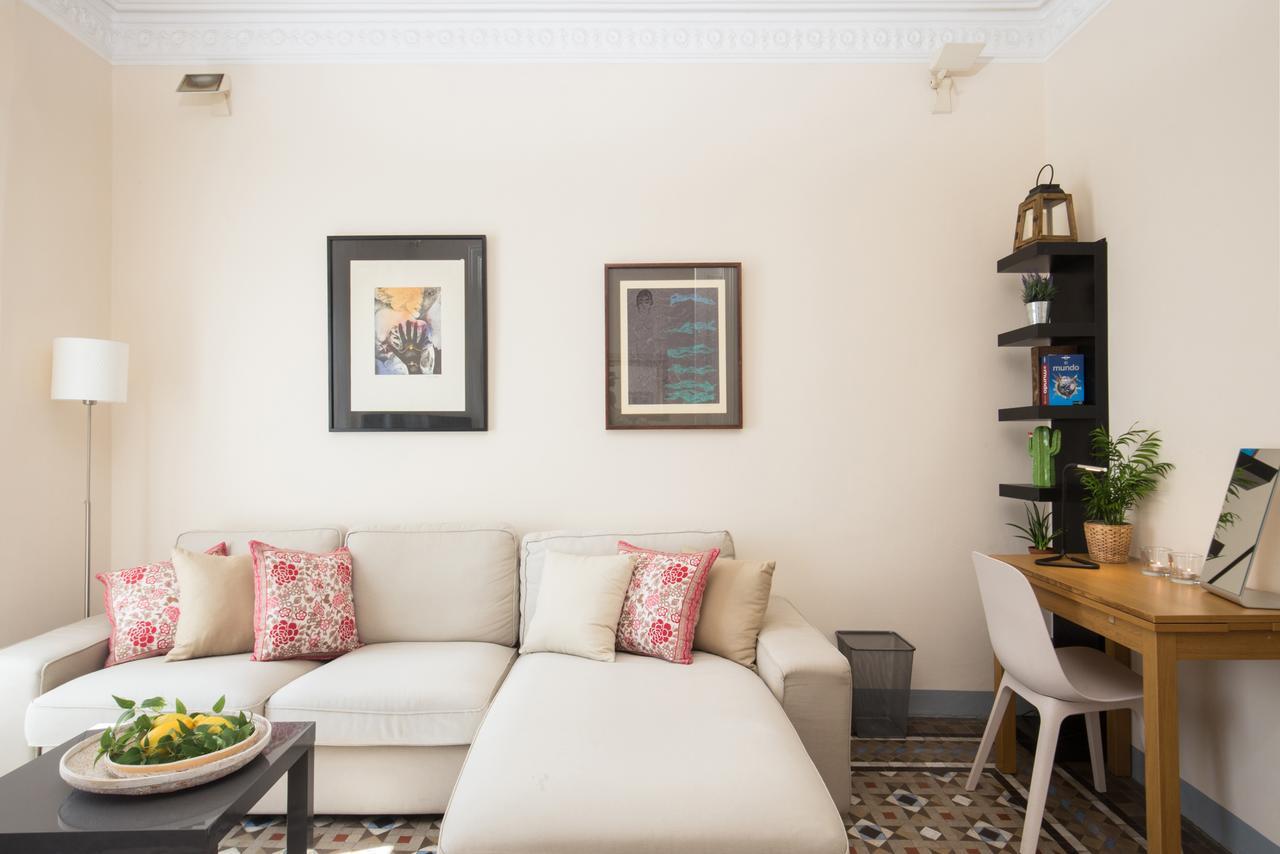 Montaber Apartment - Gran Via - Rocafort Barcelona Kültér fotó