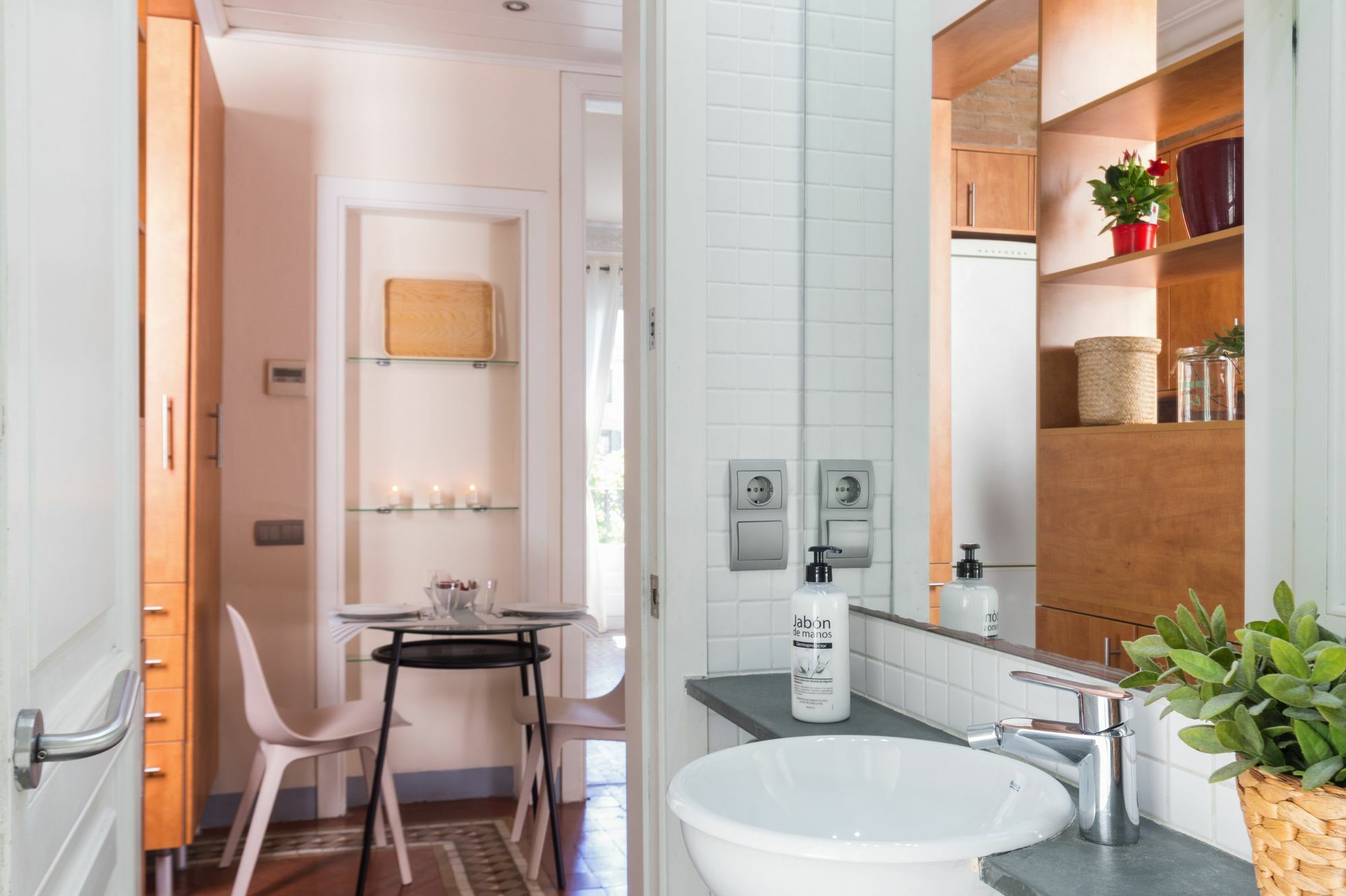 Montaber Apartment - Gran Via - Rocafort Barcelona Kültér fotó